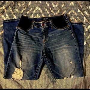 Judy Blue Boyfriend Fit Distressed Maternity Jeans